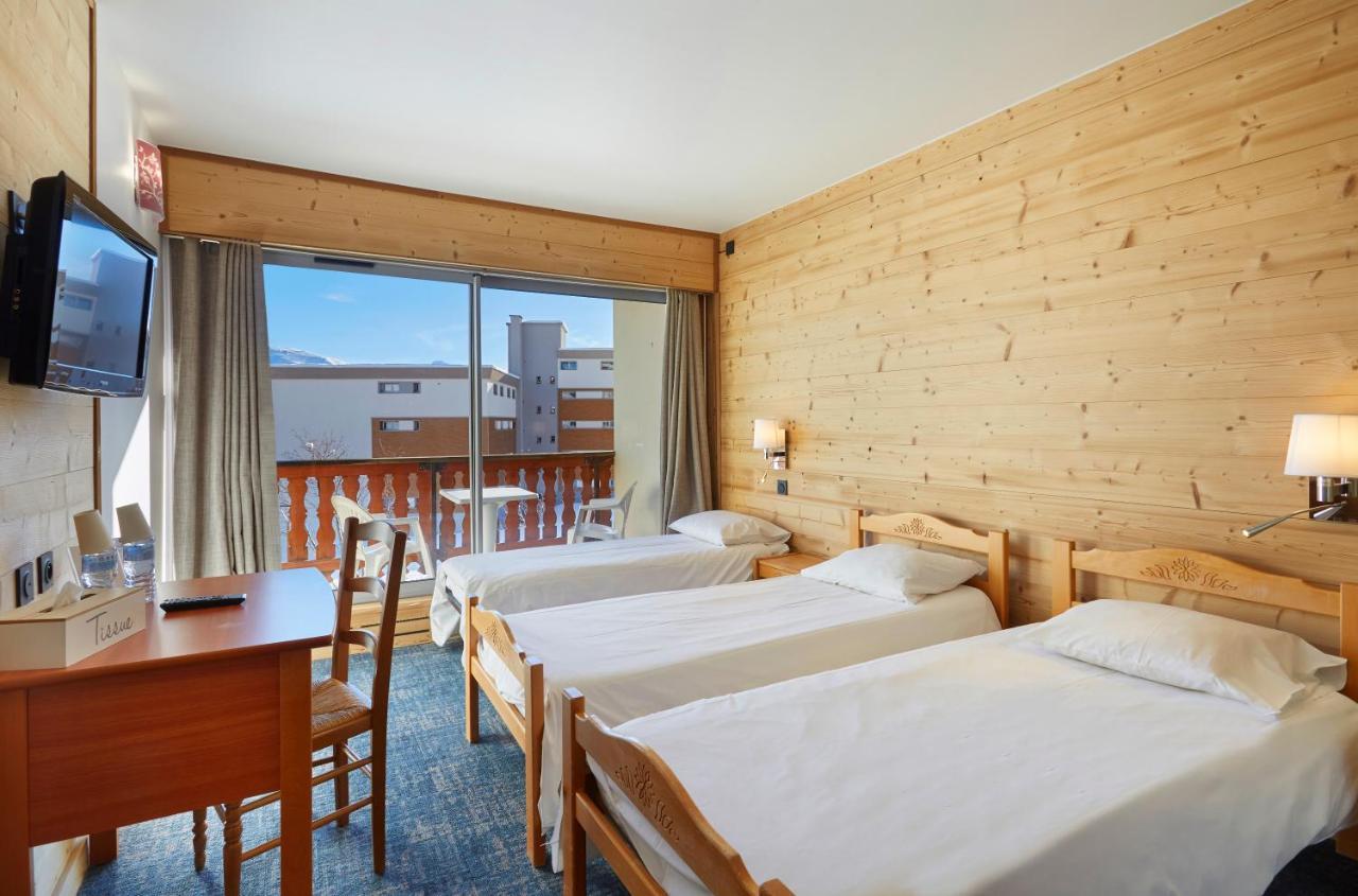 Hotel Eliova Le Chaix Alpe d'Huez Екстериор снимка